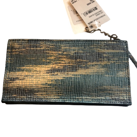 NWT HOBO Gracie Leather Wallet In Cracked Glass - Picture 1 of 13